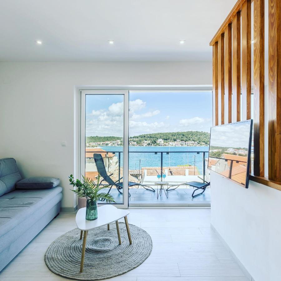 Luxury Apartments Skalinada Near Beaches, Tisno - Dalmatia Bagian luar foto
