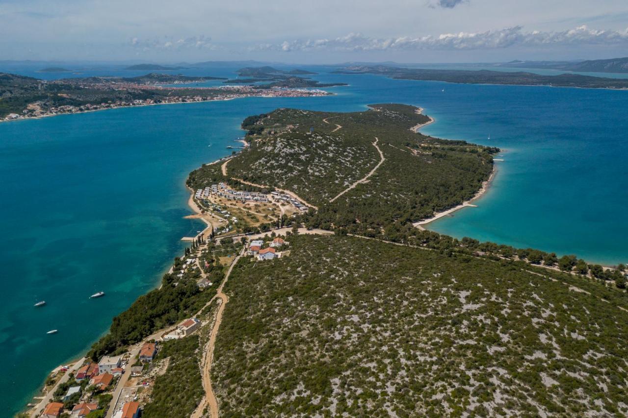 Luxury Apartments Skalinada Near Beaches, Tisno - Dalmatia Bagian luar foto