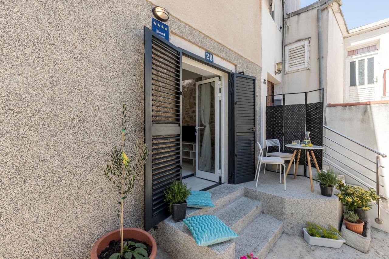 Luxury Apartments Skalinada Near Beaches, Tisno - Dalmatia Bagian luar foto