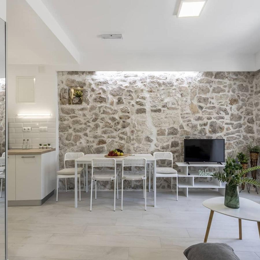 Luxury Apartments Skalinada Near Beaches, Tisno - Dalmatia Bagian luar foto