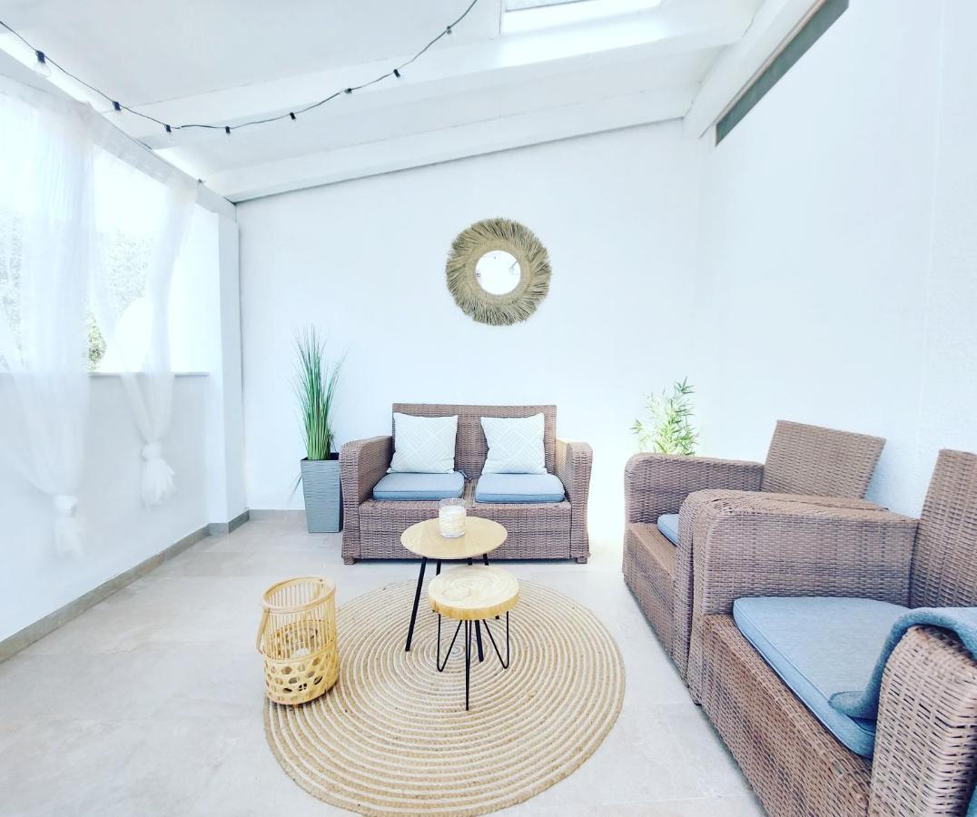 Luxury Apartments Skalinada Near Beaches, Tisno - Dalmatia Bagian luar foto